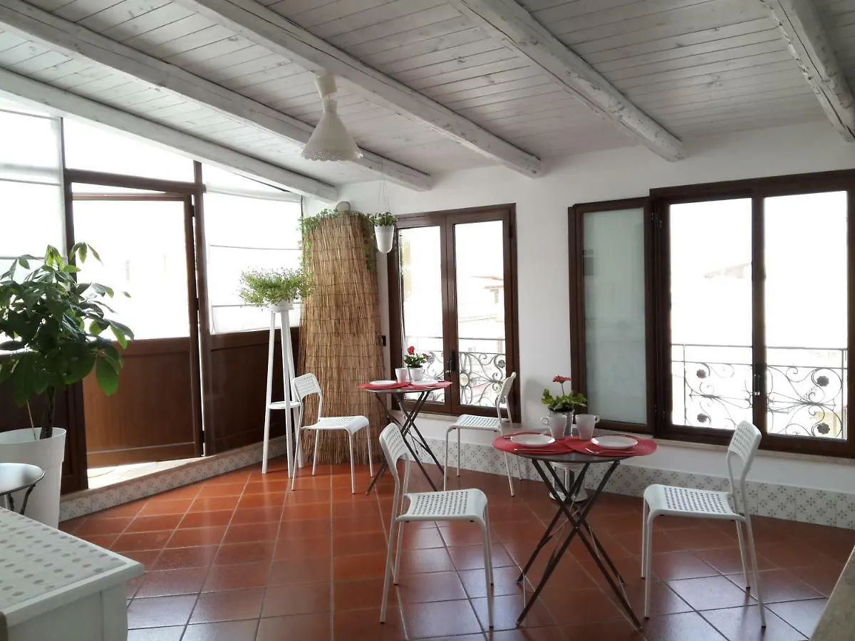 Alma Nua Bed & Breakfast Terrasini