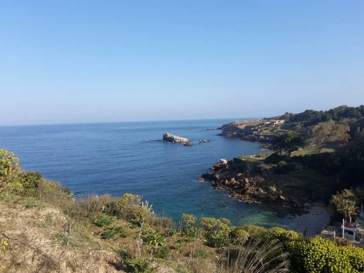Alma Nua Bed & Breakfast Terrasini