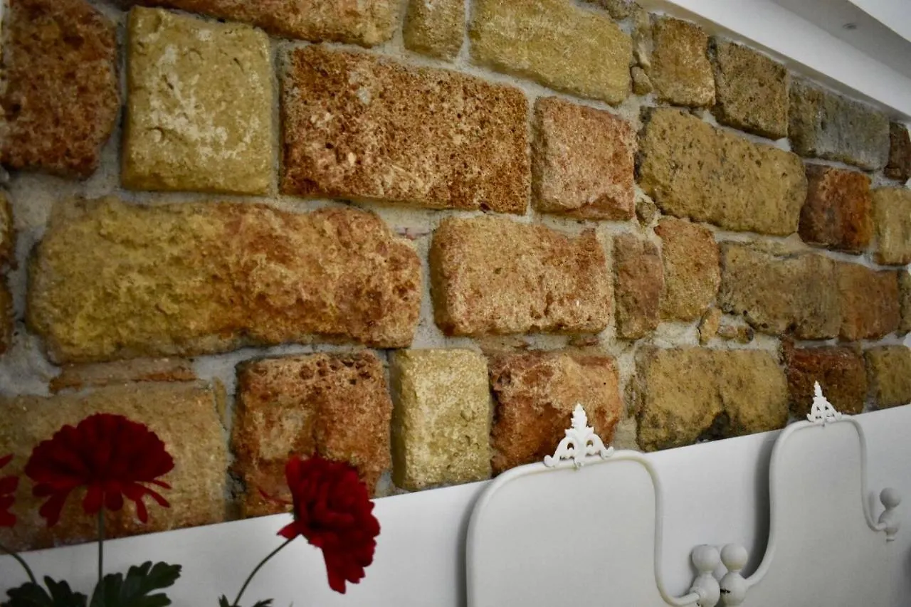 Alma Nua Bed & Breakfast Terrasini